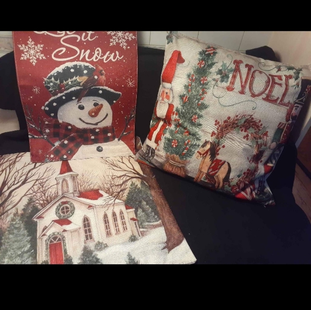 Noel Christmas Pillow Shams & Flag Hanger Decor